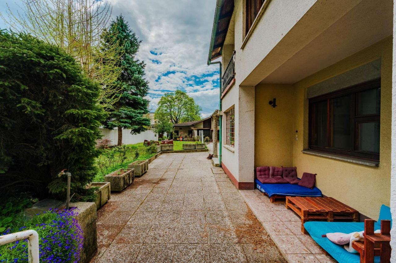 Pi House Villa Ljubljana Eksteriør bilde